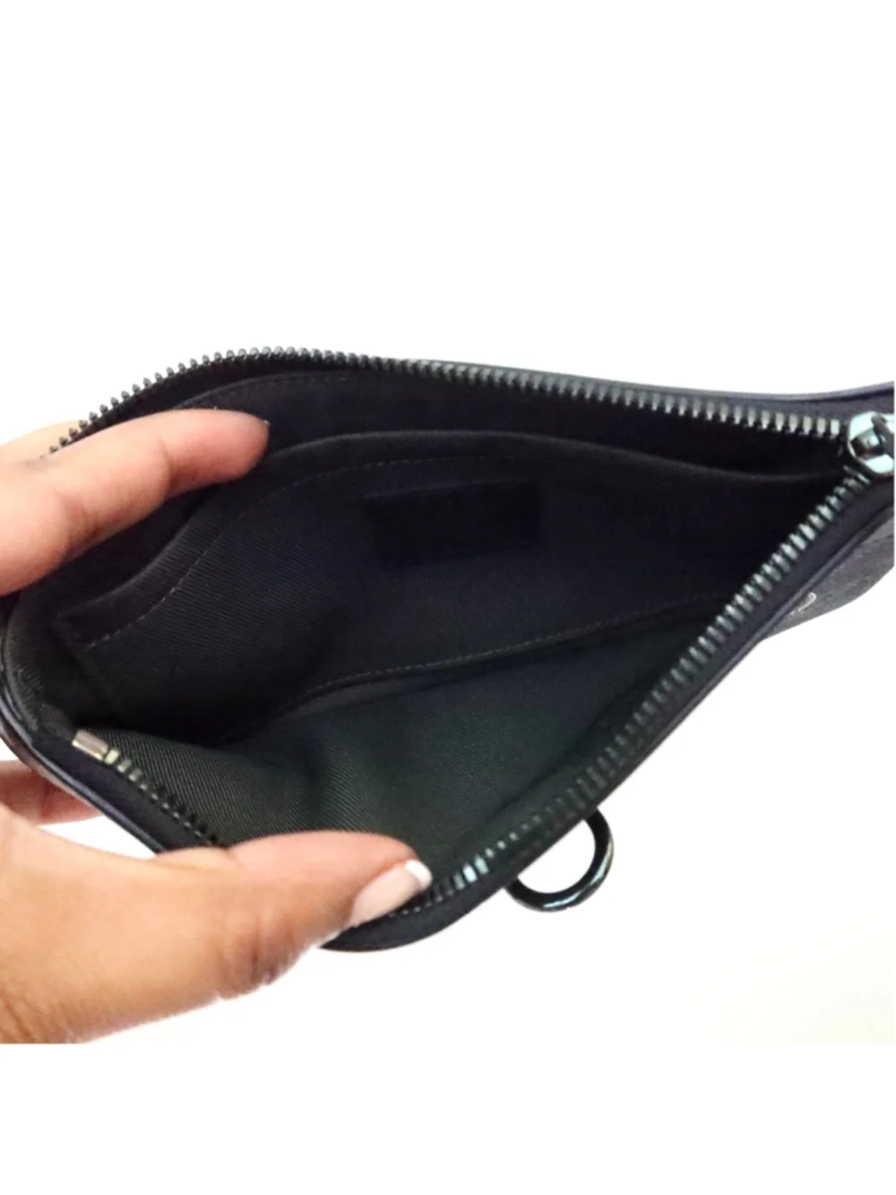 Louis Vuitton Vivienne Apollo Pochette PM Eclipse Monogram EXCELLENT - Picture 5 of 11